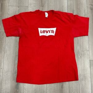 Levi's Logo Classic T Shirt Tee Red White size  XL B18